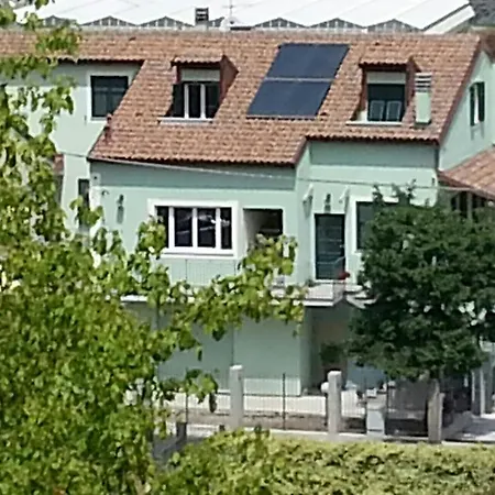 Fioredizucca Çiftlik konaklama Albenga